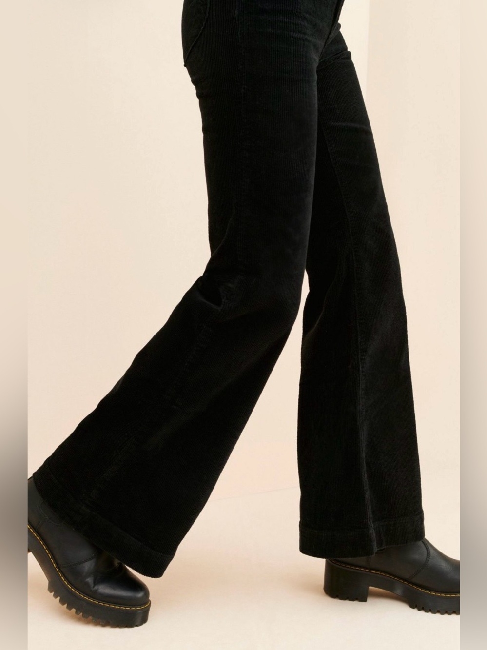 ROLLA'S Corduroy Eastcoast Flare Pants Black Size 28